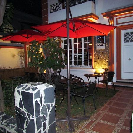 Intiwasi Hotel Santiago Exterior photo