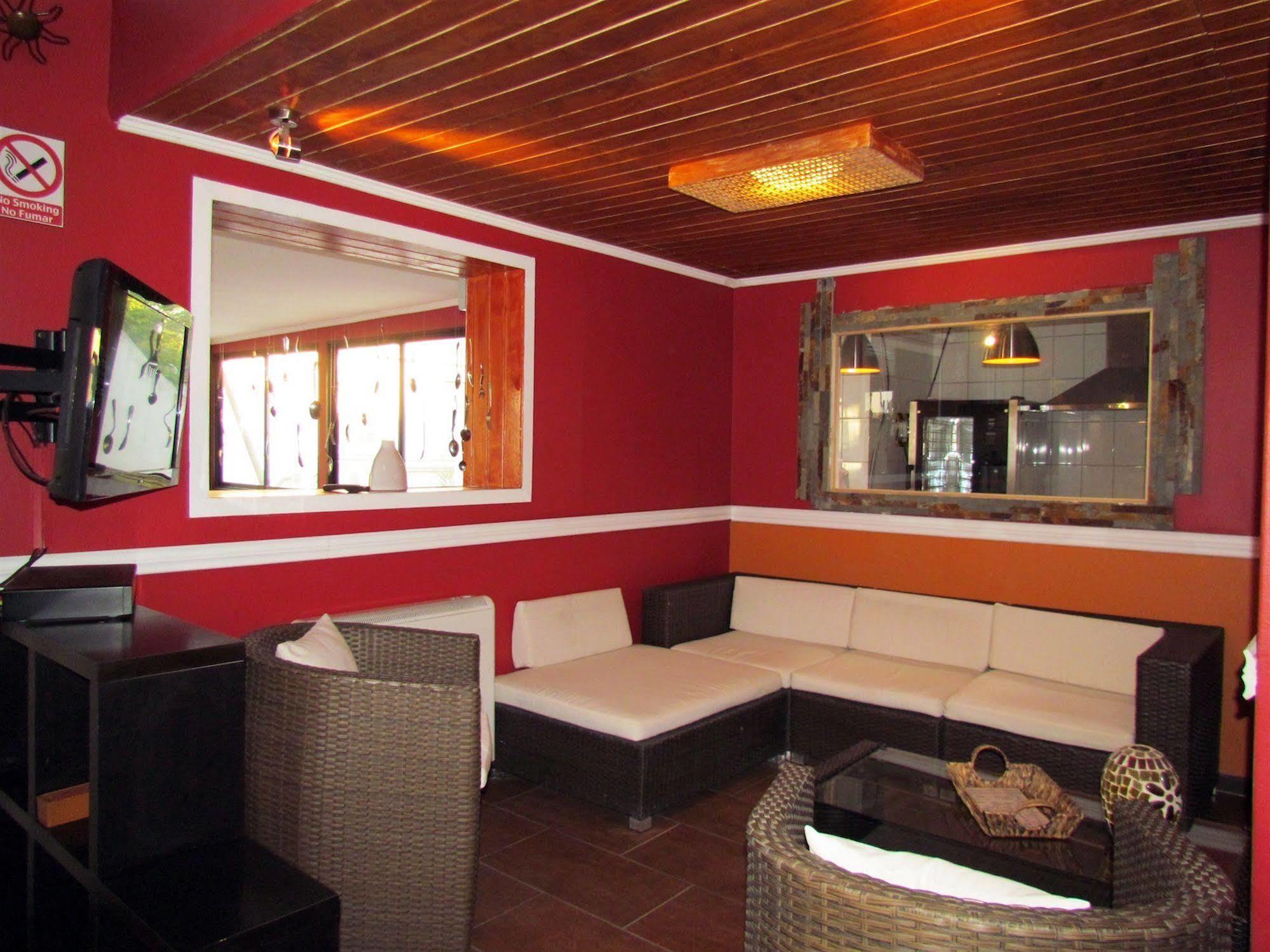 Intiwasi Hotel Santiago Exterior photo
